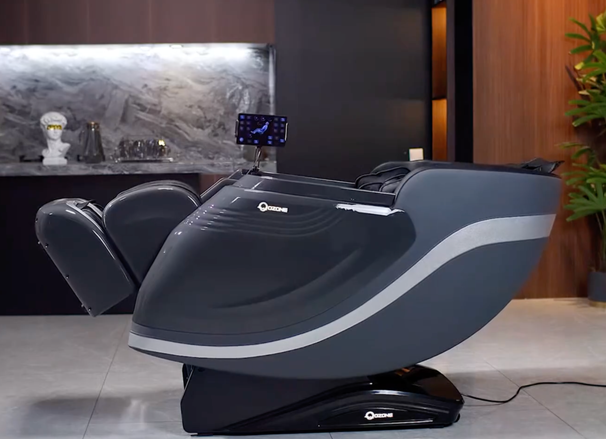 OZONE Royal Titan Massage Chair